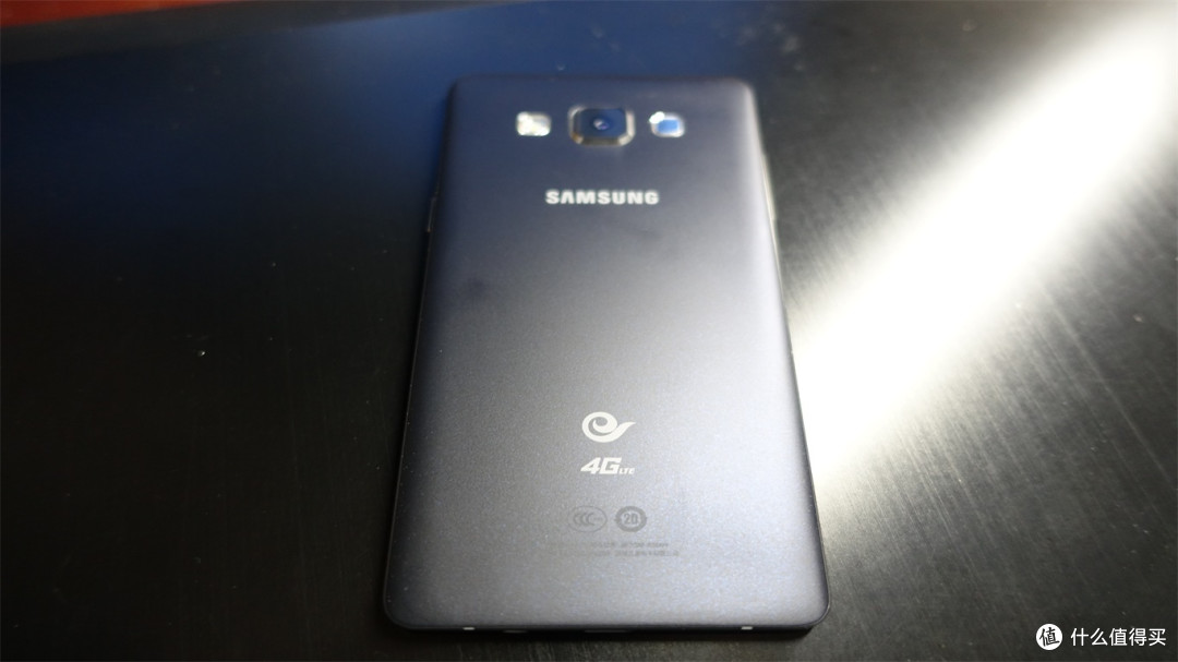 2599的忧伤,1999的快乐:三星 Galaxy A5 手机