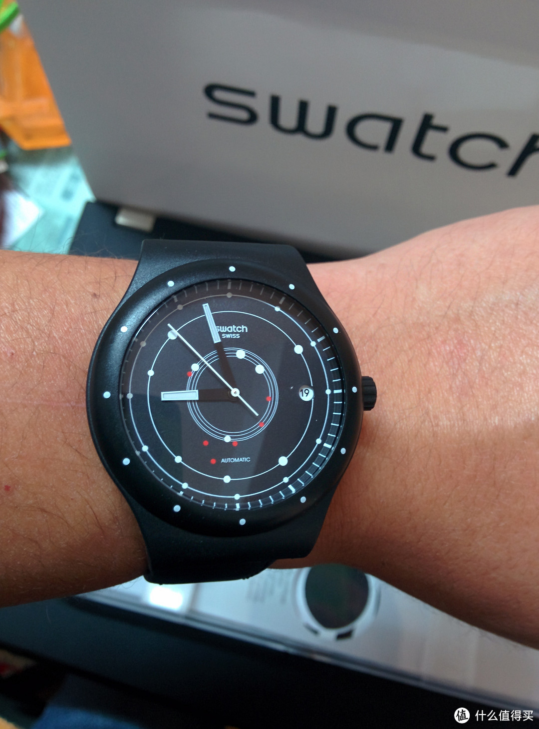 时尚机械表：Swatch 斯沃琪全新计时作品 51号星球腕表