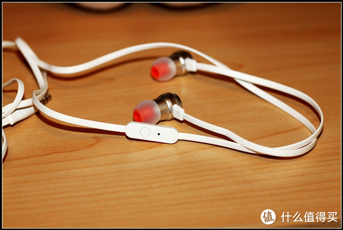 简单开箱试听jblt280a入耳式耳机