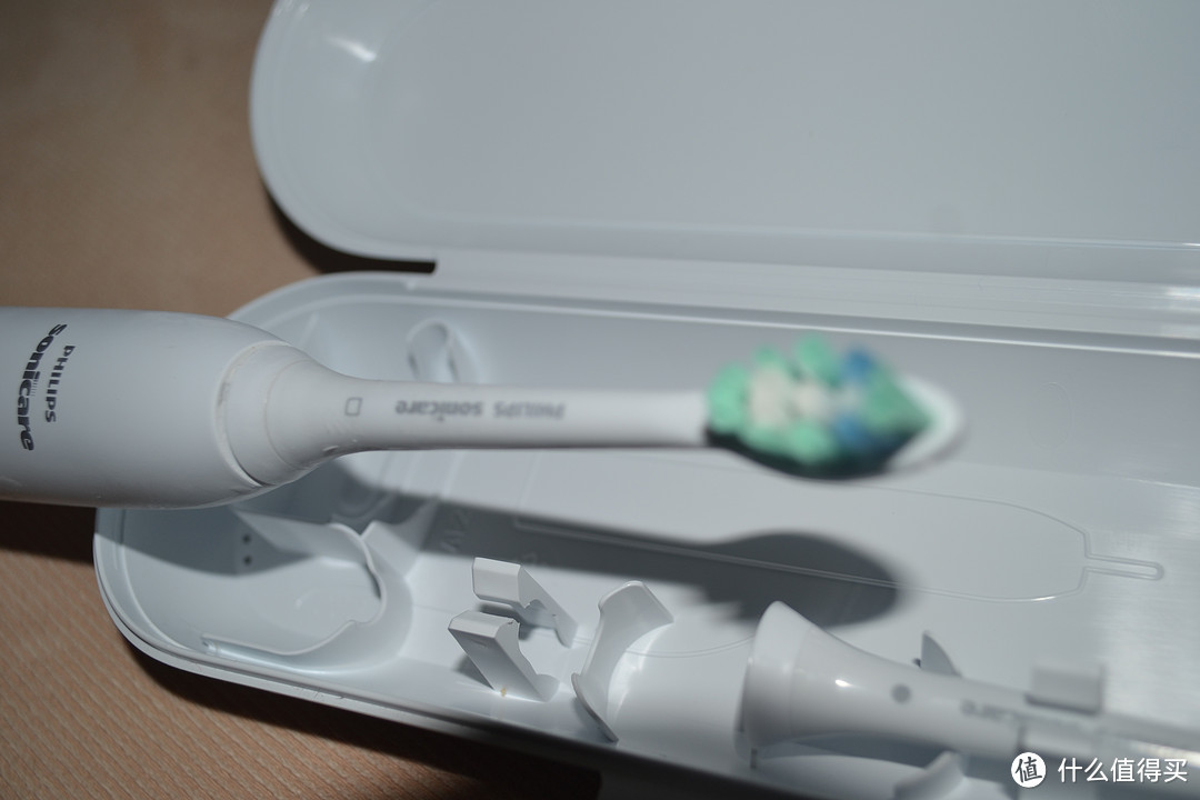 Philips 飞利浦 Sonicare HX6212/05 电动超声波牙刷，附与国产电动牙刷对比