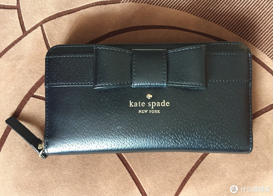 非常能装的 Kate Spade Kirk Park Lacey 钱包