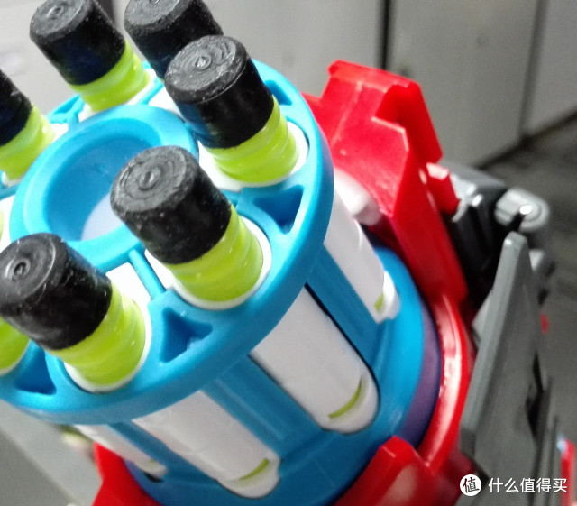 以女儿的名义，买把枪玩：BOOMco 火线营 Twisted Spinner Blaster 8连发扫射玩具枪