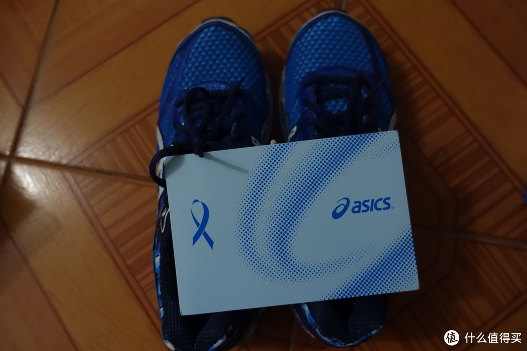 蓝丝带特别版ASICS 亚瑟士 CUMULUS16 次*级缓冲跑鞋