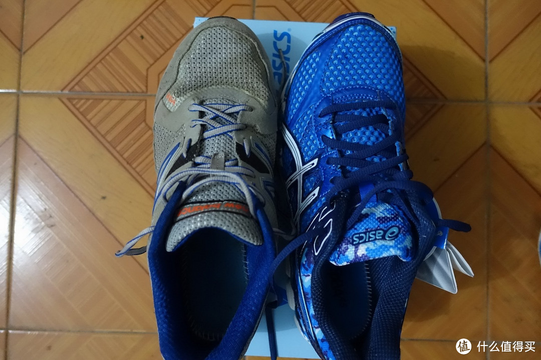 蓝丝带特别版ASICS 亚瑟士 CUMULUS16 次*级缓冲跑鞋