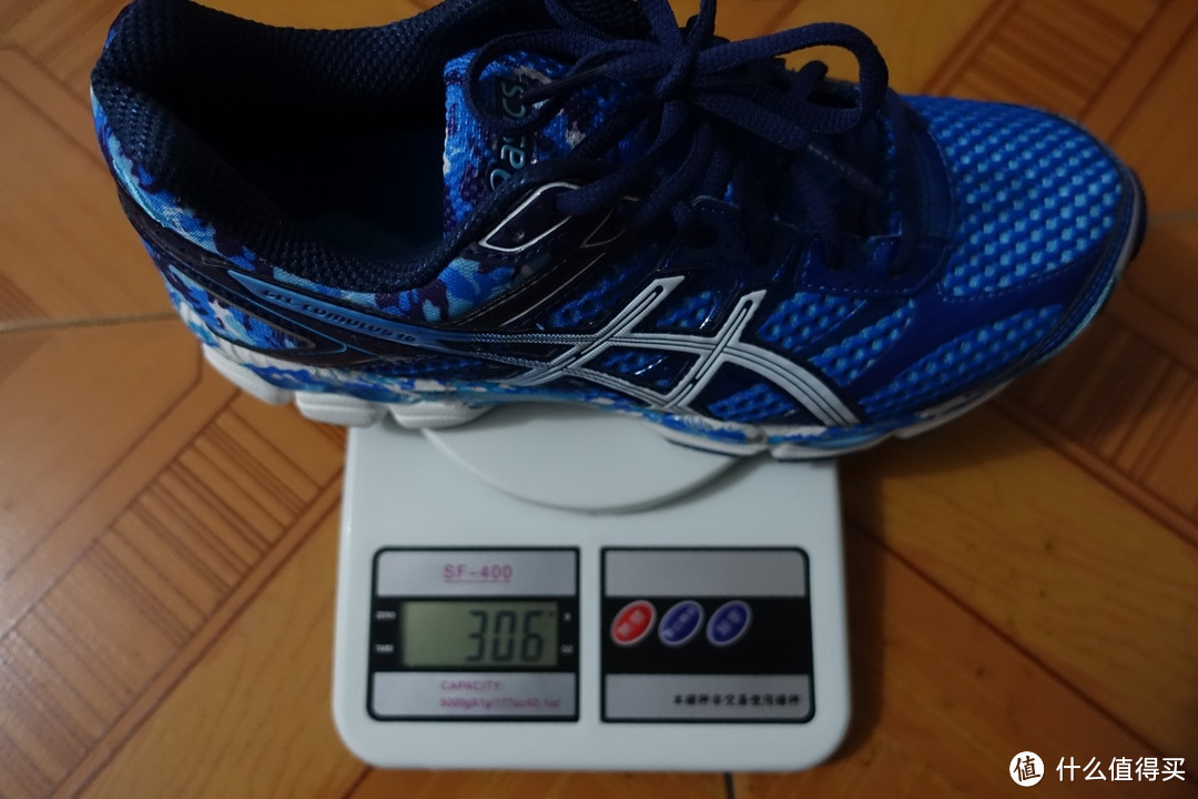 蓝丝带特别版ASICS 亚瑟士 CUMULUS16 次*级缓冲跑鞋