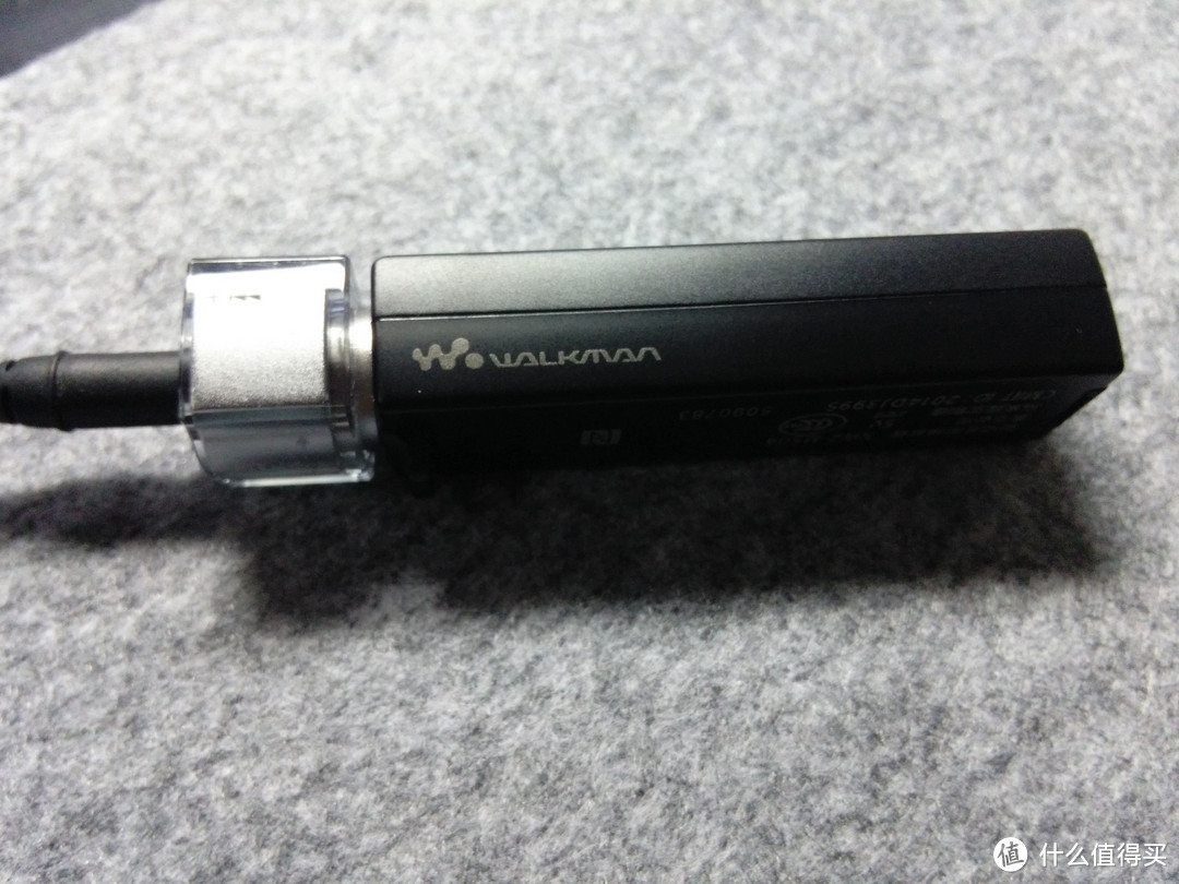 SONY 索尼 NWZ-M504 8G MP3播放器 数字降噪 蓝牙耳机 智能手机的高音质外挂 黑色