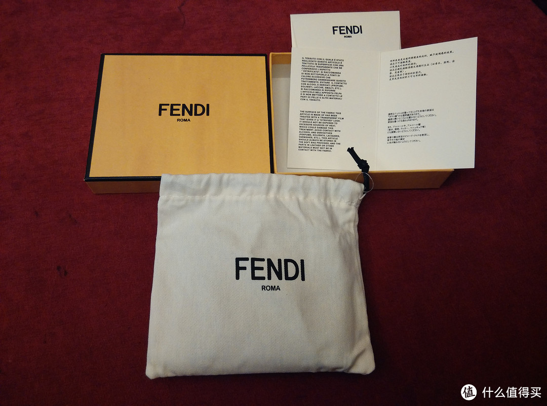 孩她妈和我的新年礼物：Fendi 芬迪 3JOURS 女包及男款钱包