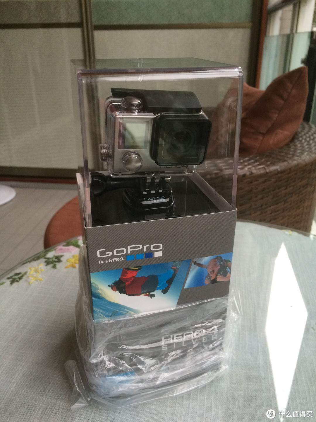 性价比之选：GOPRO HERO 4 SLIVER 运动摄像机 银色版 开箱.