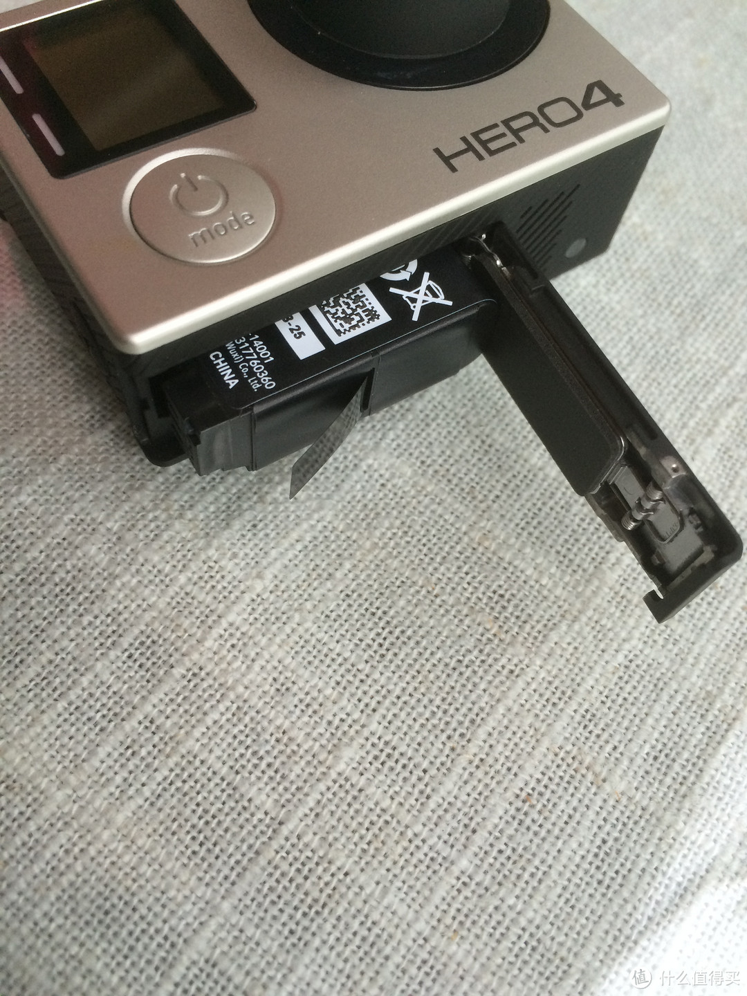 性价比之选：GOPRO HERO 4 SLIVER 运动摄像机 银色版 开箱.