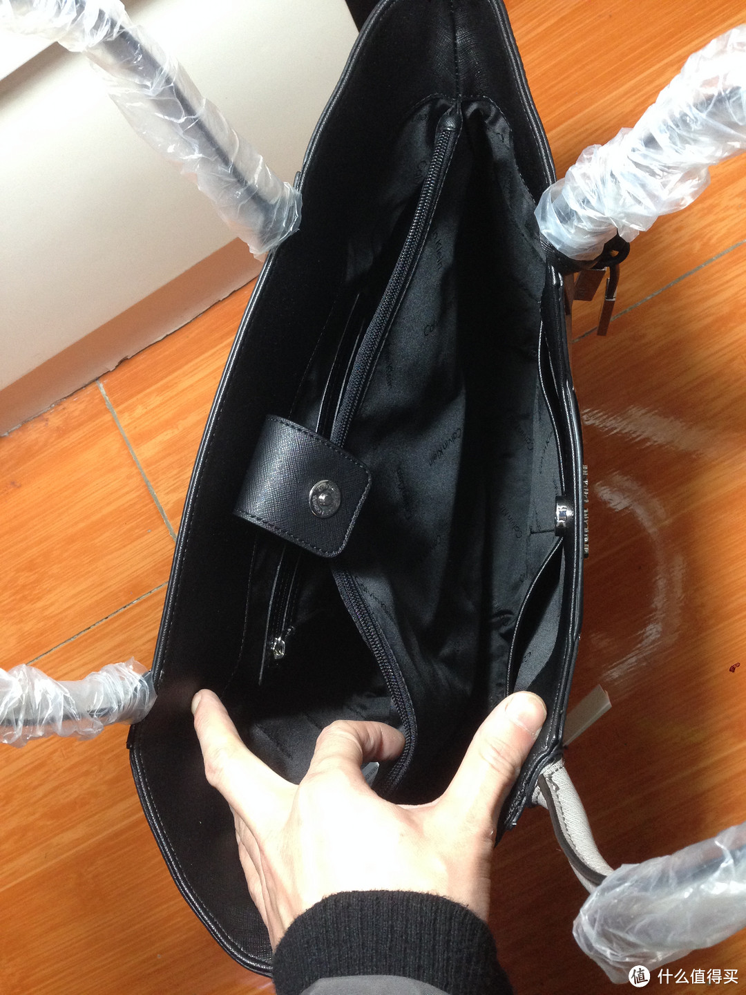 女王大人的海淘收获：Calvin Klein Colorblock Saffiano Leather Tote 手提包