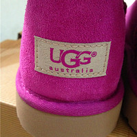 无法抗拒你的温暖！UGG Australia Infants' and Kids' Bailey Button Shearling 雪地靴