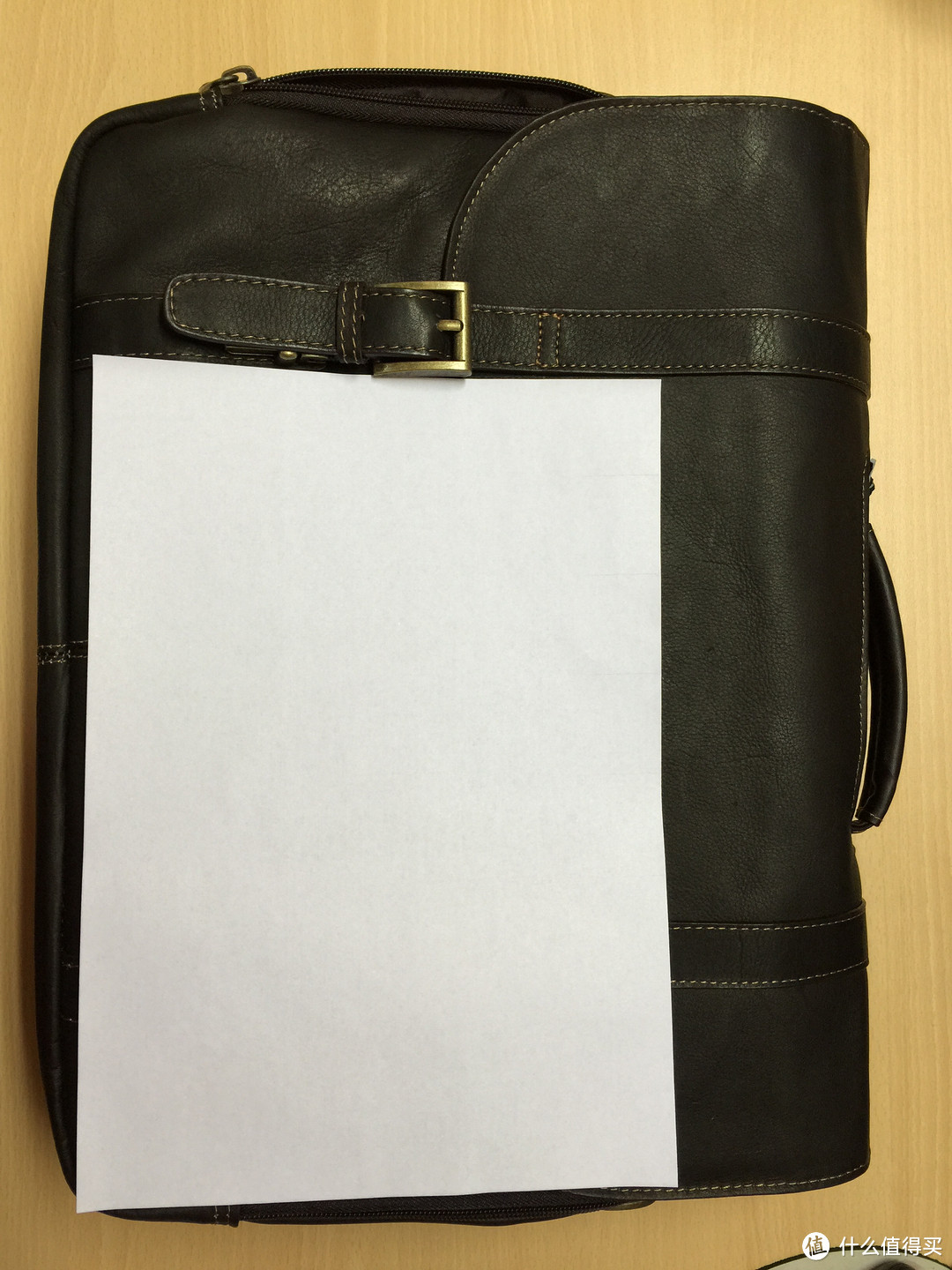 【2015情人节特别征稿】不是浪漫派的礼物：Samsonite 新秀丽 Colombian Leather Flapover Case 男包