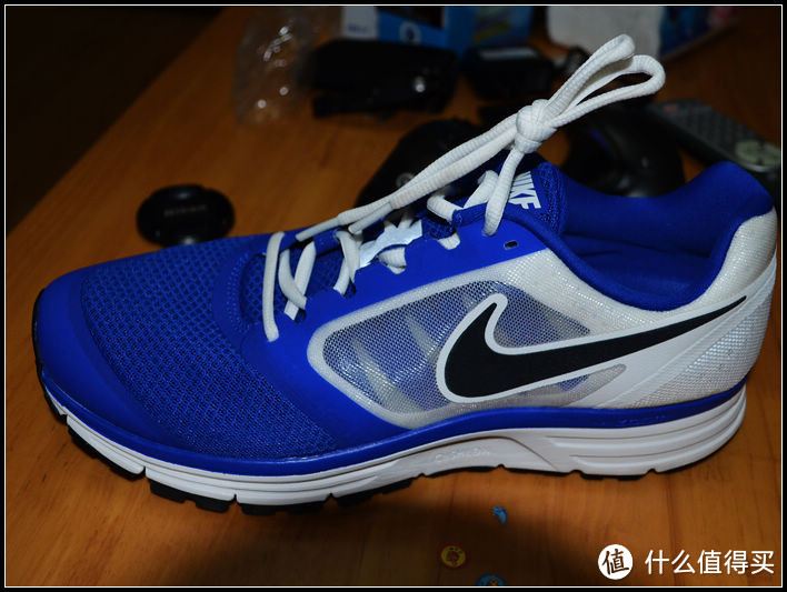 白菜价的Nike 耐克 ZOOM VOMERO+ 8 男款跑鞋