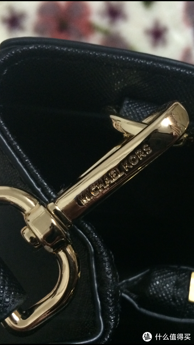 提前入手情人节礼物：MICHAEL KORS Cythia 系列黑色中号手提包