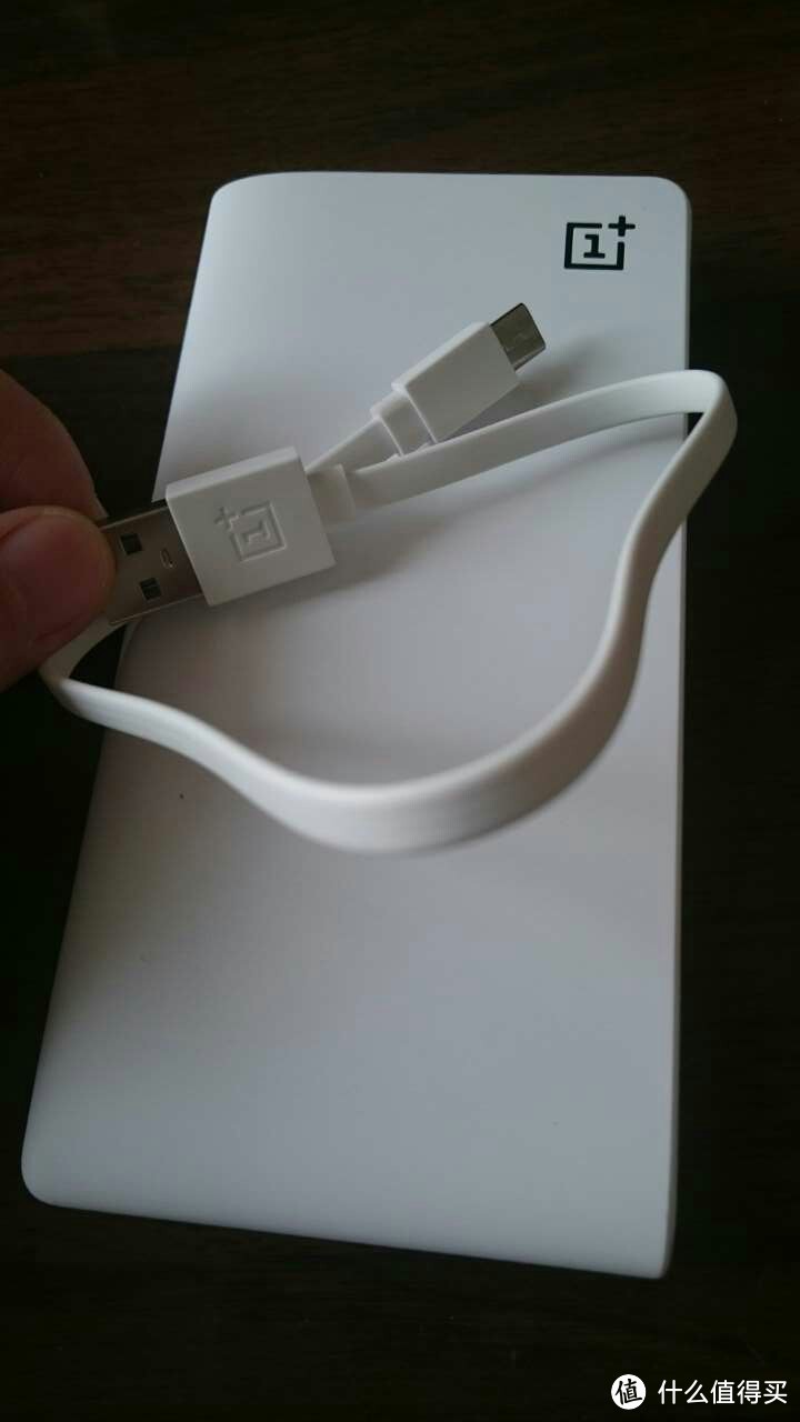 我的第一个测评:OnePlus移动电源