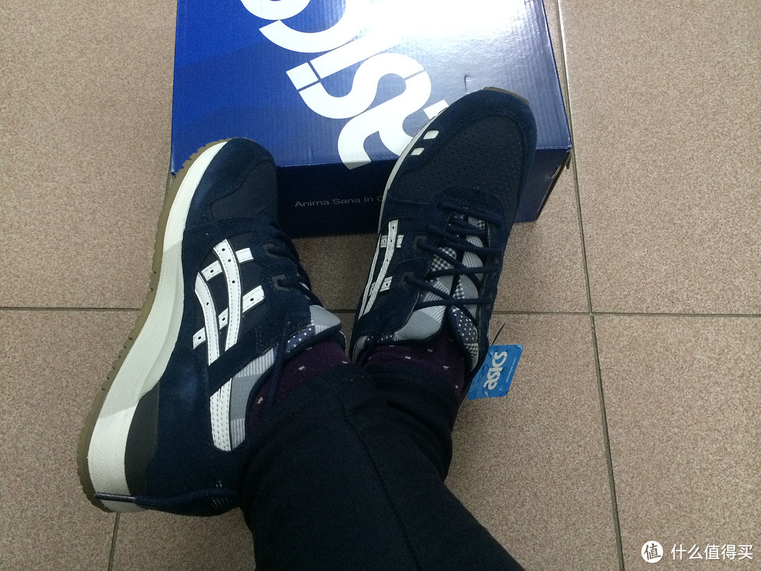 ASICS 亚瑟士 GEL Lyte III 女款跑鞋 纠结的码数参考中