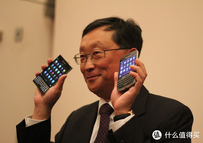 Blackberry 黑莓 Classic 体验及与老机型对比