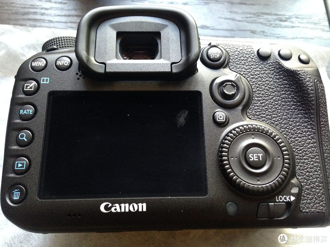 感动牌aps新机皇：Canon 佳能 EOS 7D Mark II 单反相机