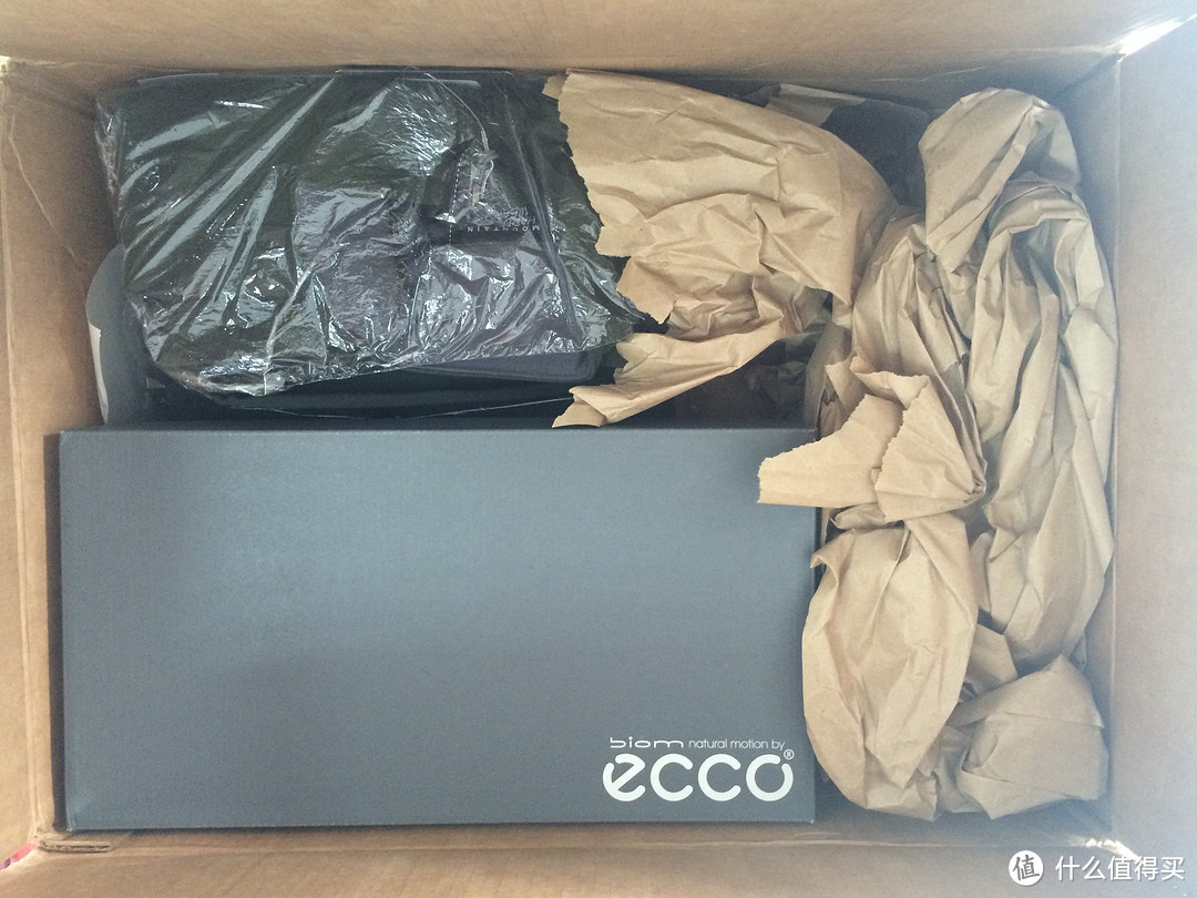 ecco 爱步 Biom Grip 真皮户外休闲鞋 & MOUNTAIN HARDWEAR 山浩 防风软壳