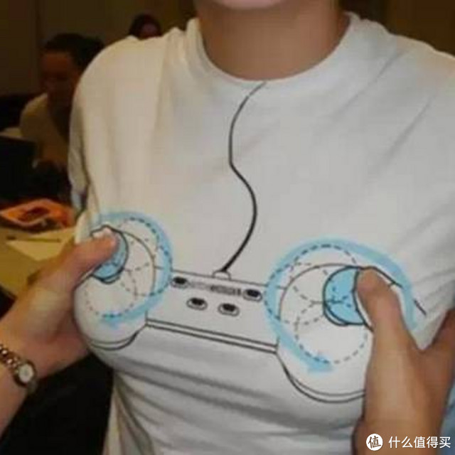 Newgamepad 新游 N1 无线游戏手柄试用及拆卸