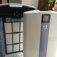 DAIKIN 大金 TCK70P-W 流光能空气净化器