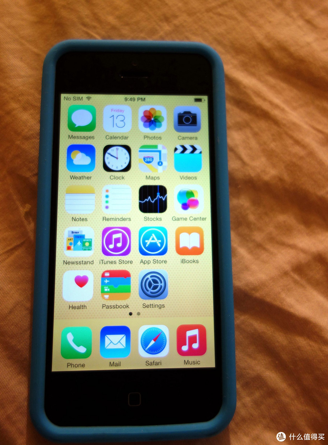 ebay购seller refurbished iPhone 5c 开箱