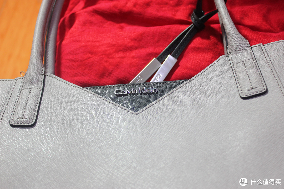 女王大人的海淘收获：Calvin Klein Colorblock Saffiano Leather Tote 手提包