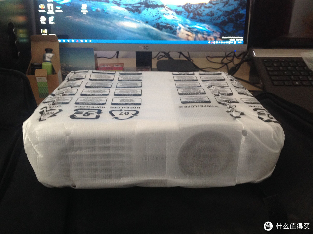 一个偏执狂给自己的生日礼物:BenQ 明基 W1080ST 投影机