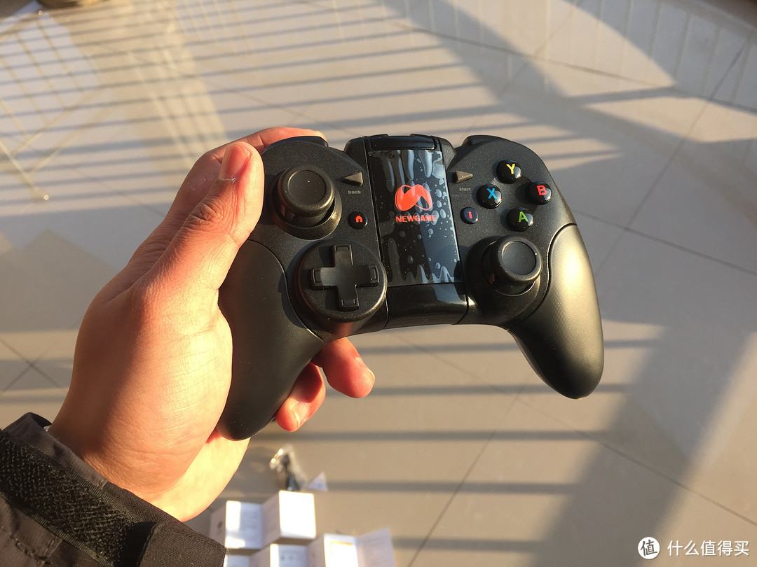 Newgamepad 新游 N1 无线游戏手柄评测