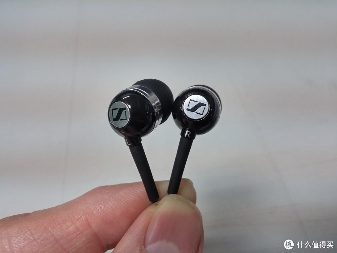 中规中矩，平淡如水：Sennheiser 森海塞尔 MM70s 入耳式耳机