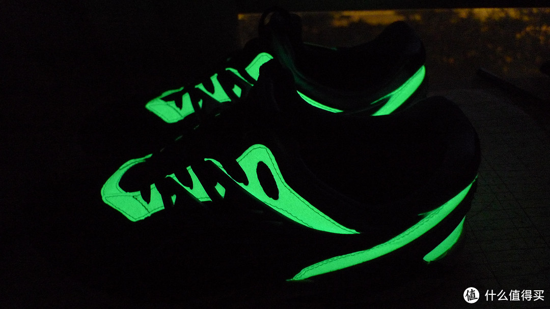 ASICS Gel-Kayano Trainer "Glow In Dark" 夜光限定版