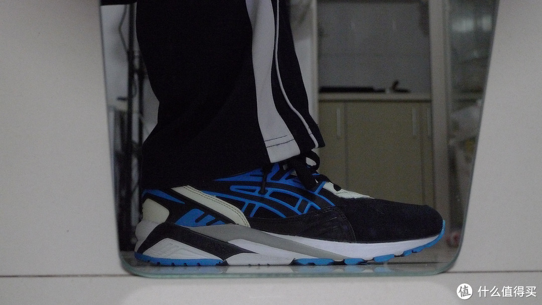 ASICS Gel-Kayano Trainer "Glow In Dark" 夜光限定版