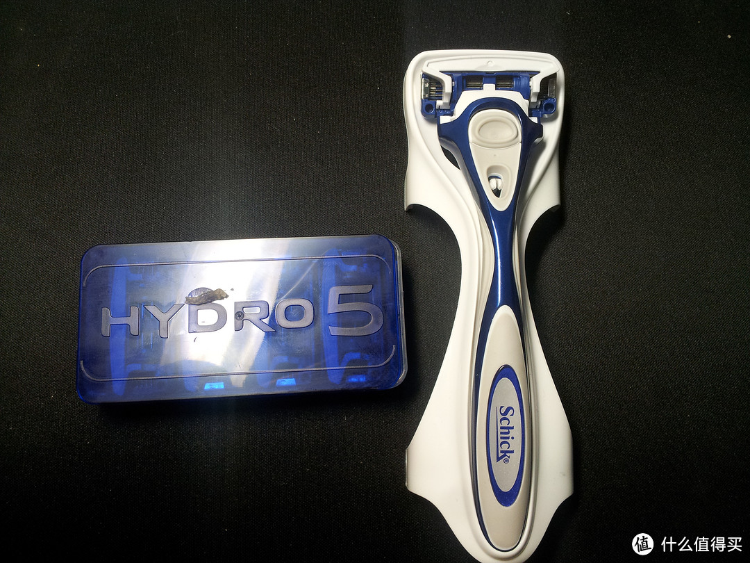 上当的巨人：schick 舒适 水次元 HYDRO5 剃须刀 进击的巨人特别版 开箱