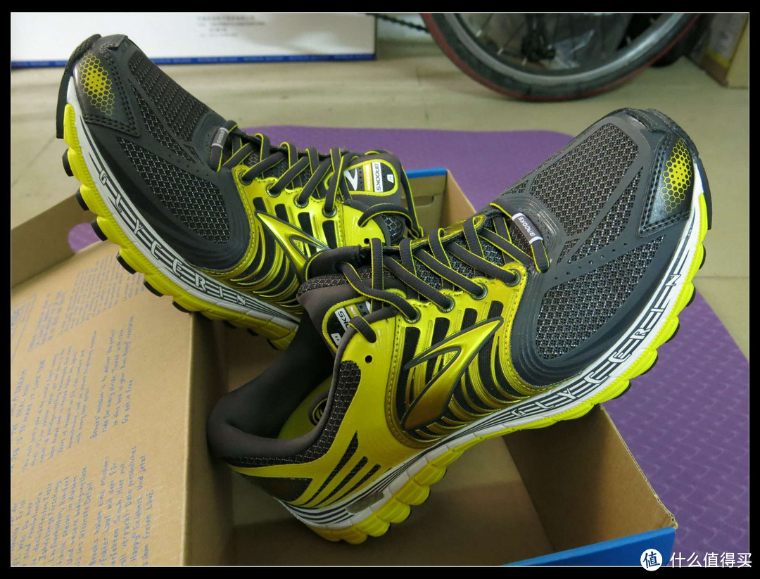 Brooks 布鲁克斯 Glycerin 11 男款缓震跑鞋