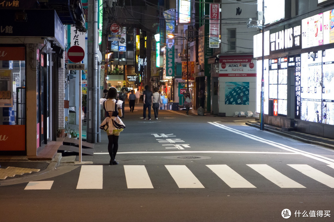 P002 - 深夜秋叶原