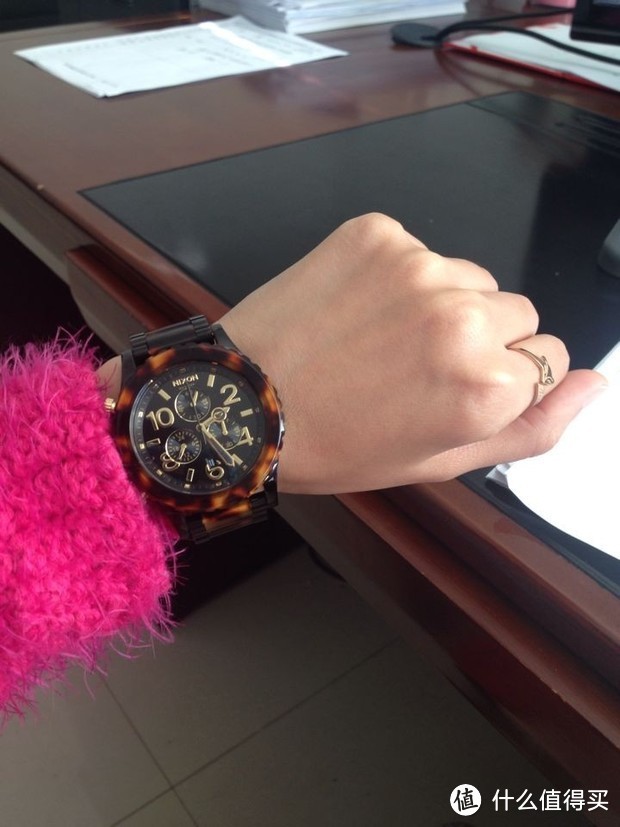 舅妈网入手Nixon 42-20 Chronograph Tortoise Shell Acrylic 腕表 a037-679