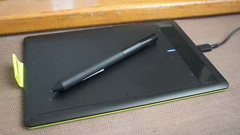 Wacom 和冠 bamboo 471 绘图板