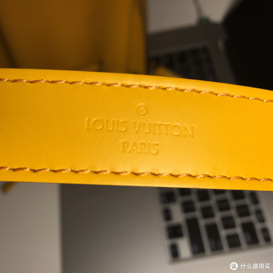 Louis Vuitton 路易威登 NOÉ BB Mimosa 水桶包