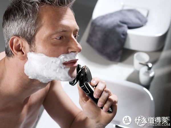 矛与矛的老家伙对决：PHILIPS 飞利浦 RQ1250 VS BRAUN 博朗 790cc