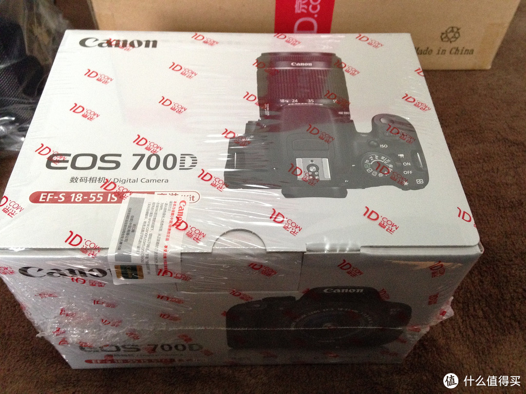 Canon 佳能 EOS 700D 单反套机 （EF-S 18-55mm f/3.5-5.6 IS STM 镜头）