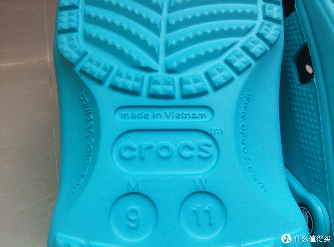 迟到的春节礼物：Crocs 卡骆驰 Unisex Baya Clog洞洞凉鞋