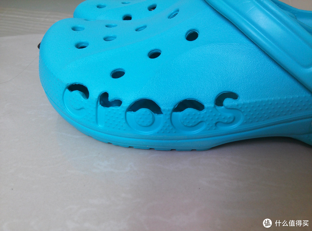 迟到的春节礼物：Crocs 卡骆驰 Unisex Baya Clog洞洞凉鞋