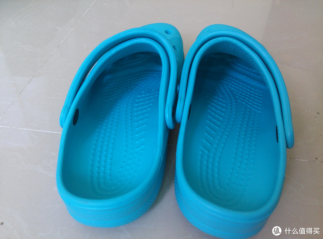 迟到的春节礼物：Crocs 卡骆驰 Unisex Baya Clog洞洞凉鞋