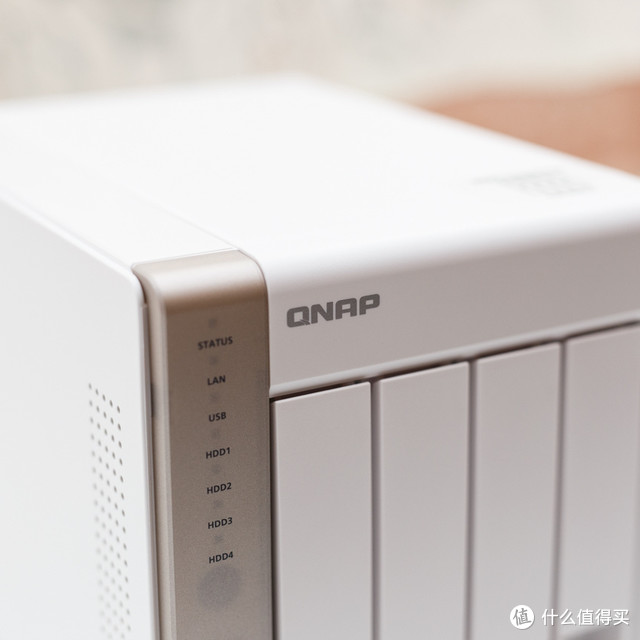 书房新来的白胖子：QNAP 威联通 TS-451 网络存储
