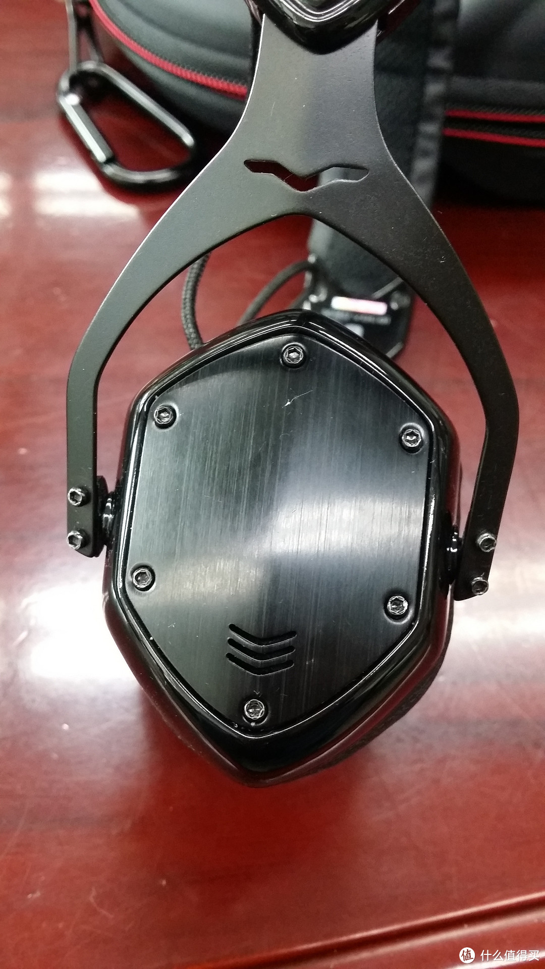 V-MODA Crossfade M-80 隔音头戴式耳机