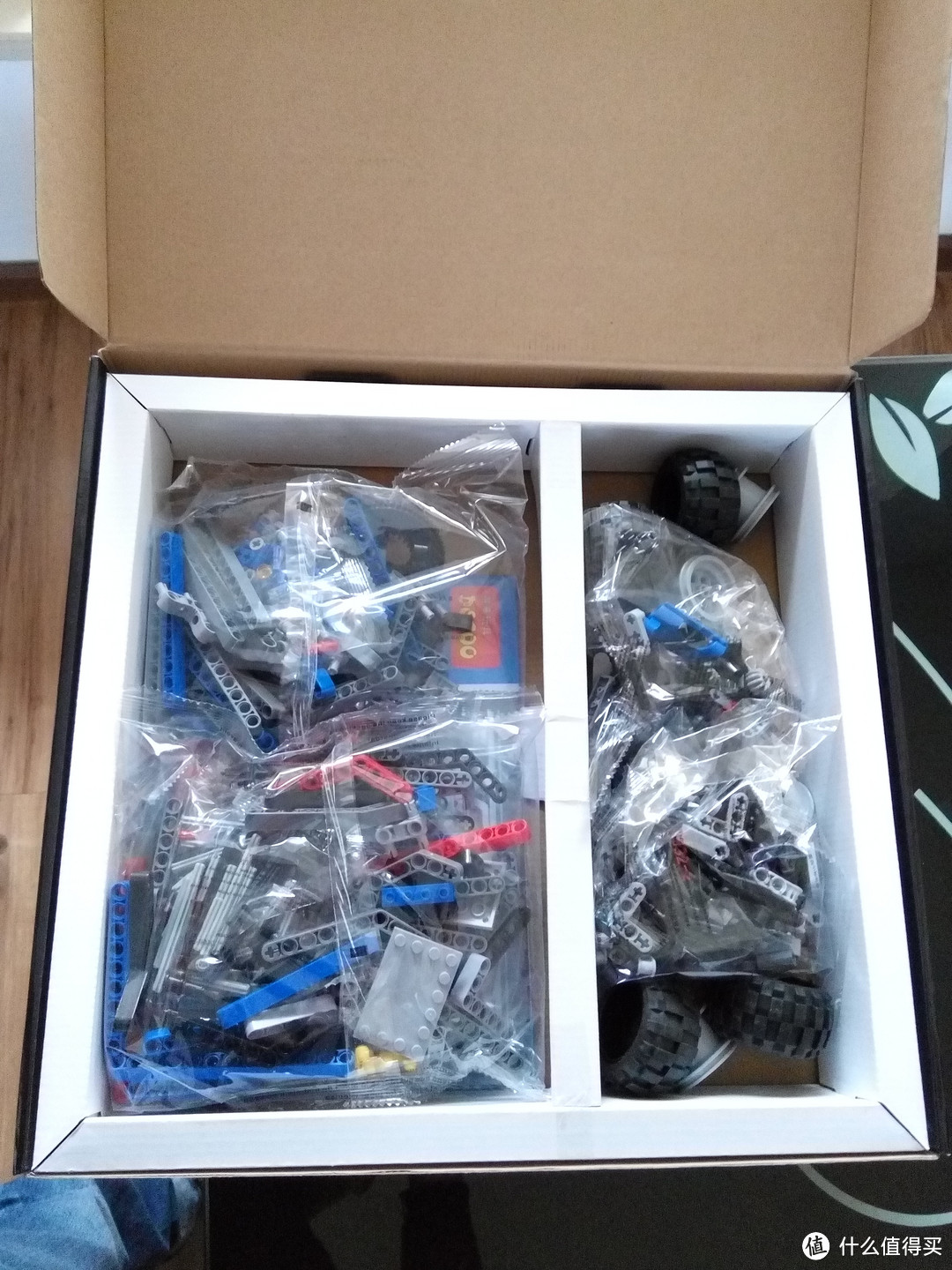 在通往LEGO的路上越走越远:3331 清障翻斗吊车