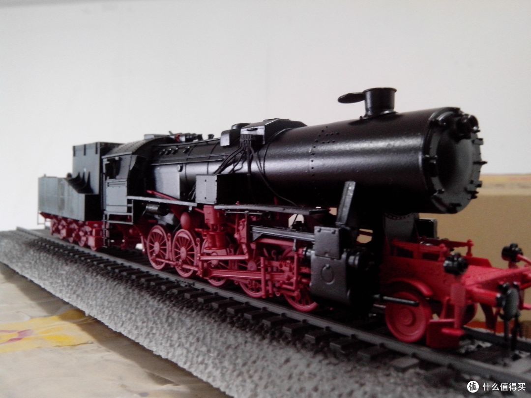 hobbyboss 1:72 二战德国 br52型 蒸汽机车火车头 82901 模型