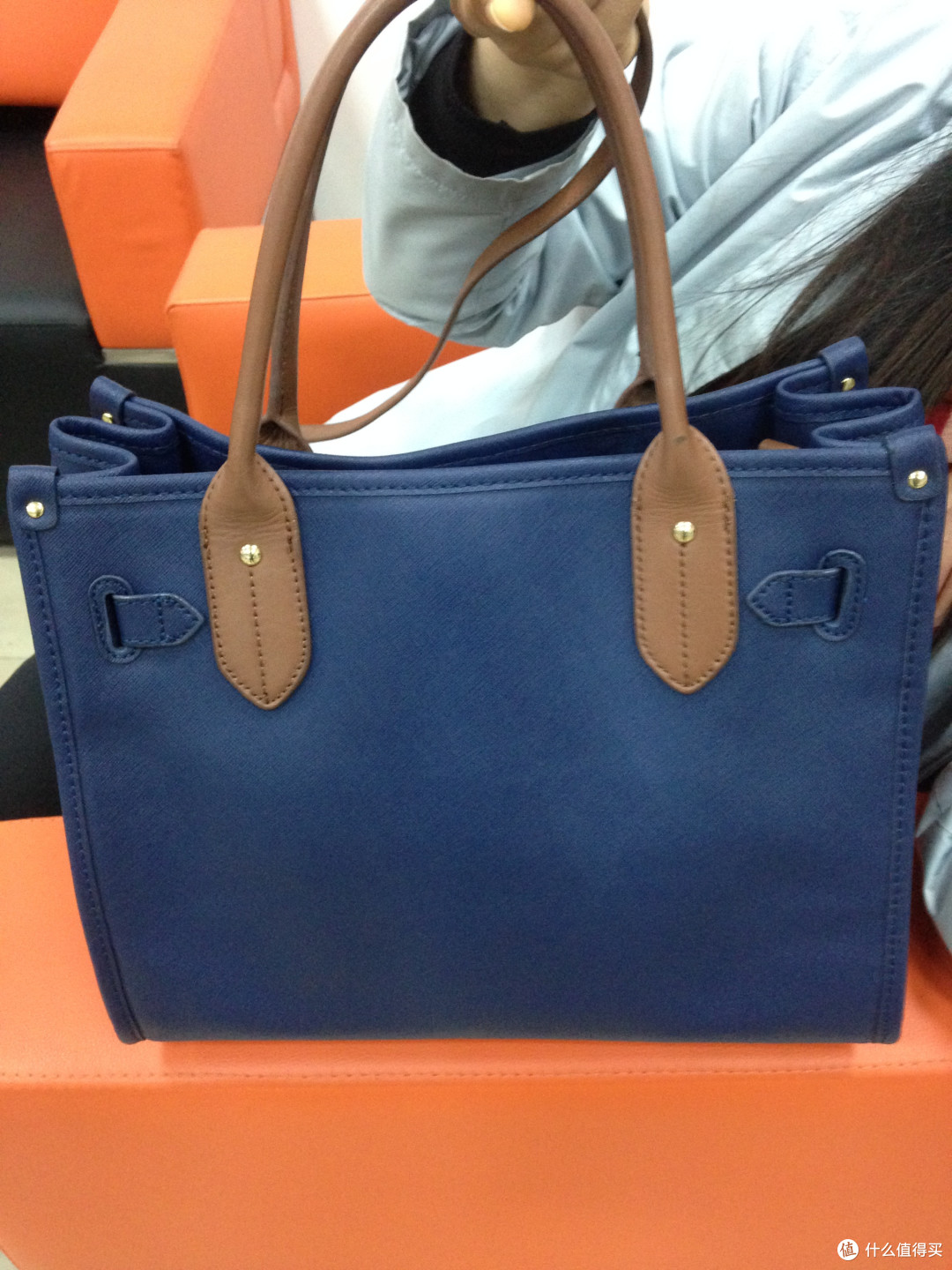首次帮闺蜜LD海淘的Tommy HilfigerHeritage Lock Saffiano 女包