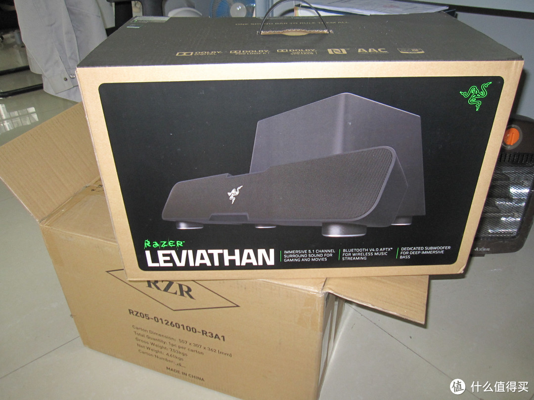 灯灯灯灯：灯厂新外设 Razer 雷蛇 利维坦巨兽 Leviathan 5.1声道 蓝牙条形游戏音箱