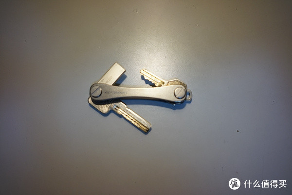 小身材大智慧KeySmart Extended TITANIUM